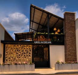 Fachada de Mangia Grill & Cream